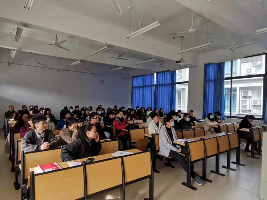 商学院召开期末考务工作规程培训会