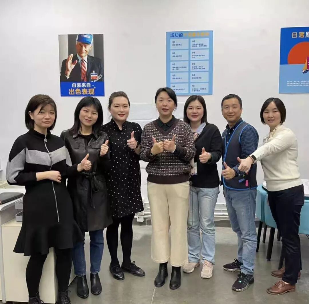 沟通校企合作模式 探讨互惠共赢策略|FIT商学院物流管理专业走访沃尔玛