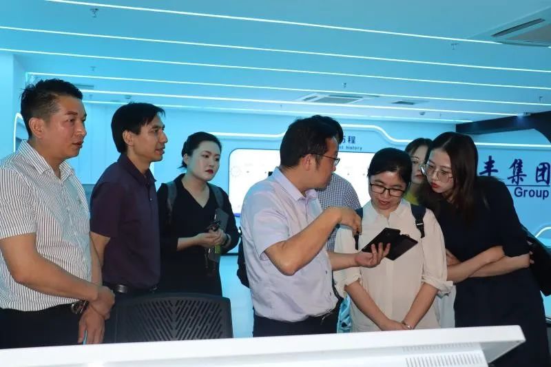 推进产教融合，深化校企合作|福州理工学院商学院走访福建庆丰集团