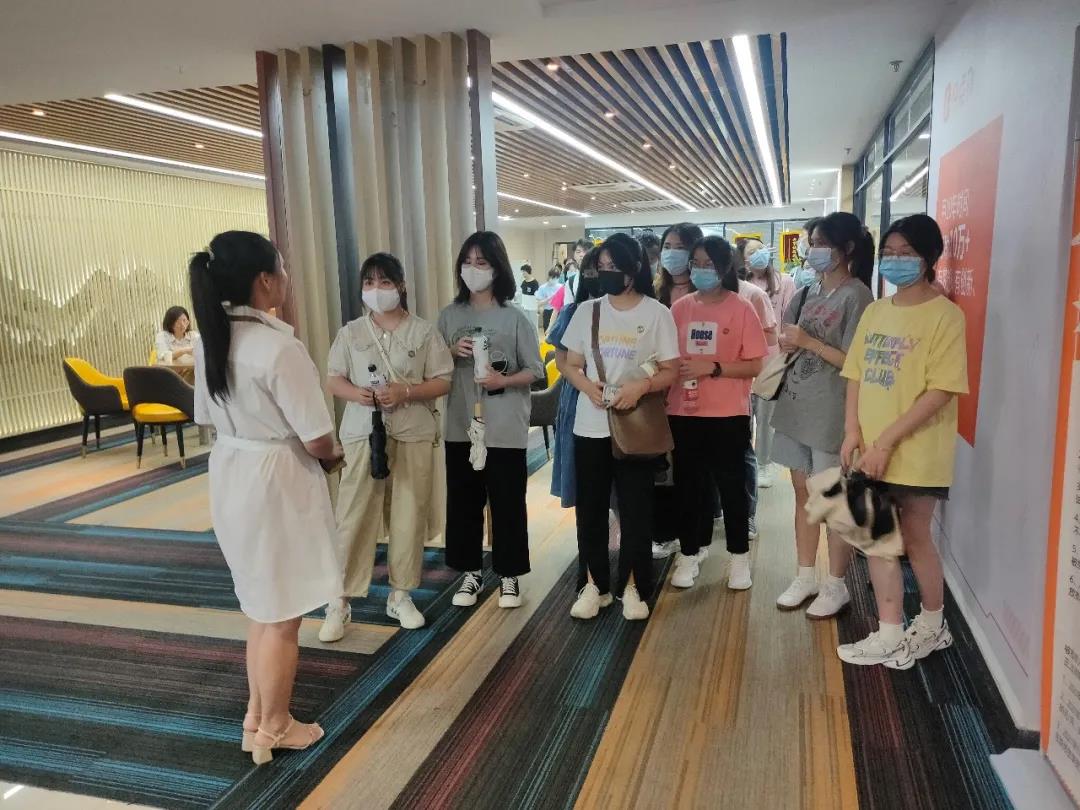 福州理工学院商学院财务管理专业认知性实习圆满结束