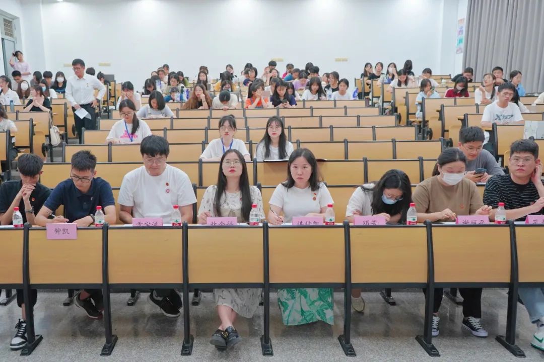 明法于心，“宪”在行动|”学宪法，讲宪法“系列活动顺利举行