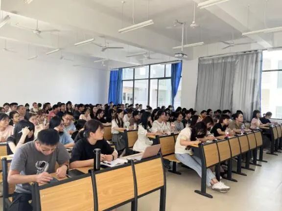 护航毕业季|物流管理专业毕业论文指导讲座