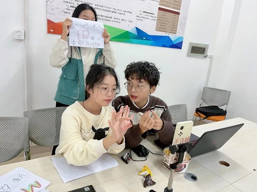 喜报|FIT商学院学子在海峡两岸暨港澳大学生职业技能大赛互联网营销选品员竞赛中荣获三等奖
