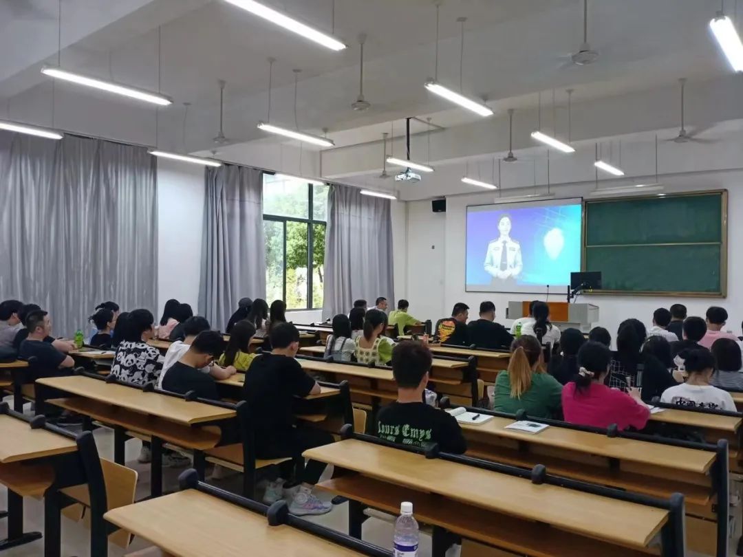 网络安全宣传周|FIT商学院师生同上网络安全课