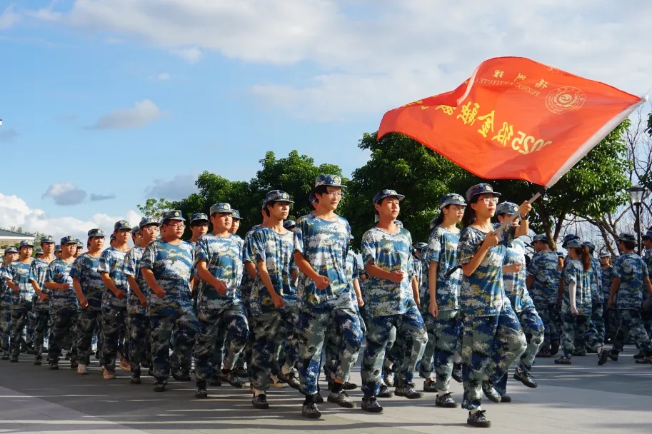 经管学子淬炼意志 开启大学新篇章