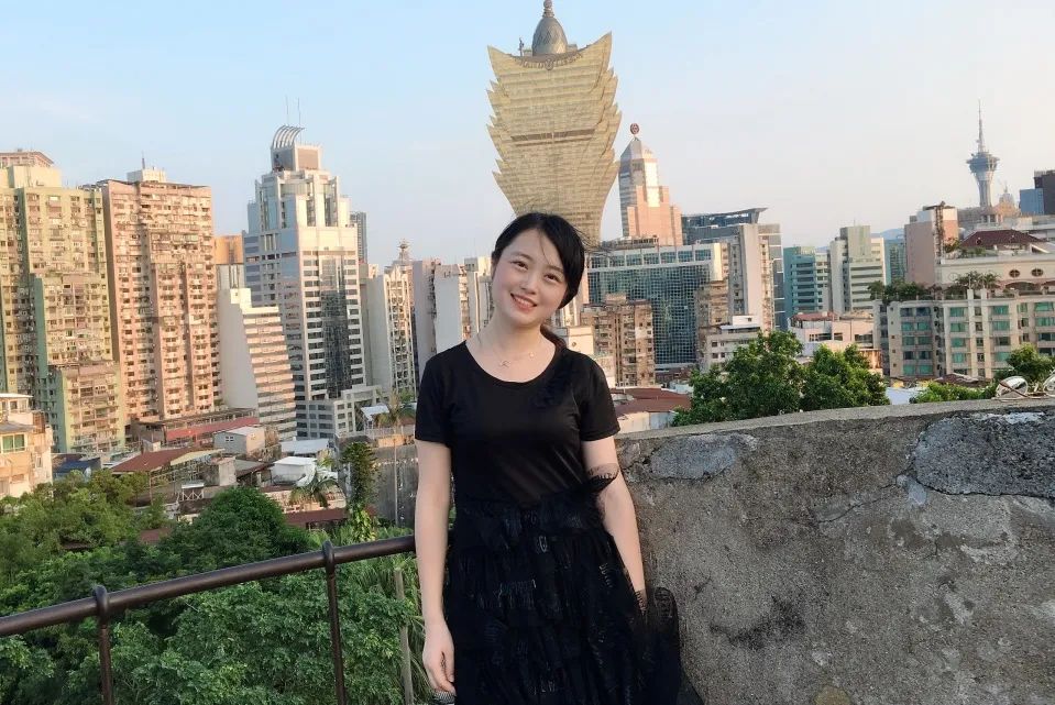 何丽华：尽职尽责，力求更好